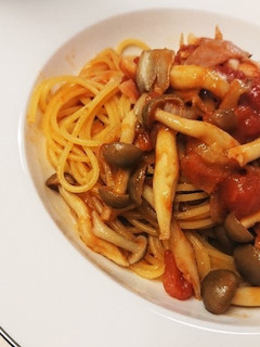 たっぷりきのこのトマトパスタ-レシピのメイン写真