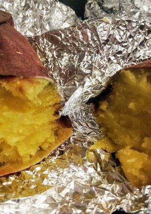 ホイル不要でお店みたいに美味しい焼き芋！-レシピのメイン写真