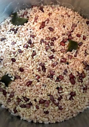 食べやすい玄米と小豆ご飯　(圧力鍋)-レシピのメイン写真