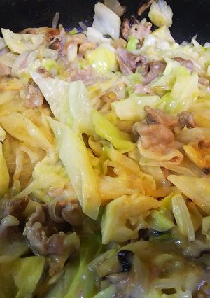 簡単・豚肉と海鮮と野菜のチャンポン炒め-レシピのメイン写真
