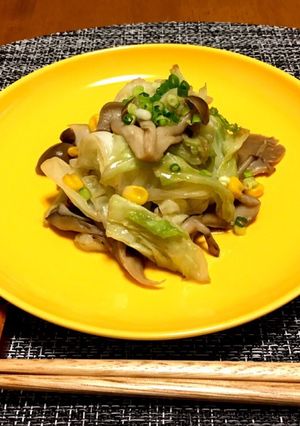 肉無し！キャベツとキノコの味噌バター炒め-レシピのメイン写真