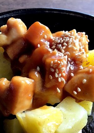 じゃが芋に鶏胸肉の甘辛みそダレ-レシピのメイン写真