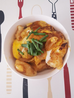 ぷりとろ鶏肉の親子丼-レシピのメイン写真