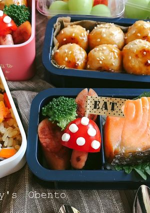 秋のお弁当 キャラ弁に ミニトマトきのこ-レシピのメイン写真