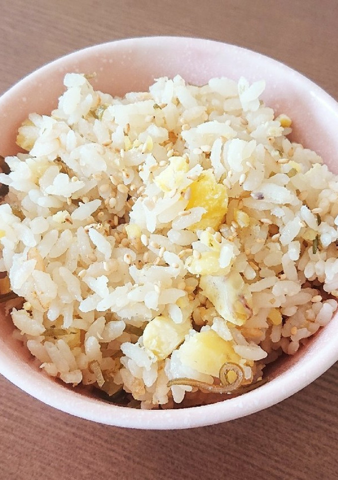 栗と塩昆布の炊き込みご飯-レシピのメイン写真