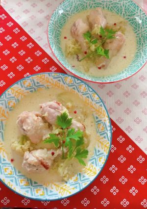 骨付き鶏とカリフラワーの煮込み-レシピのメイン写真