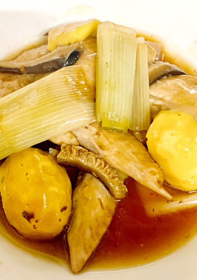 簡単！炊飯器 de 手羽先と栗の煮込み-レシピのメイン写真