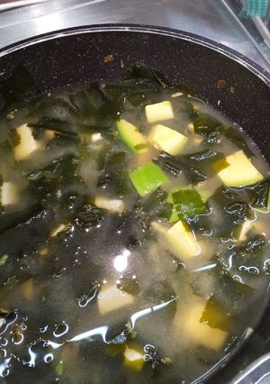 アボカド味噌汁-レシピのメイン写真