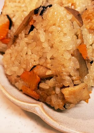 おこわ風☆*:.。.五目炊き込みご飯-レシピのメイン写真