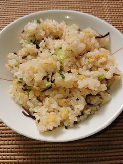 ♡天かすと塩昆布の混ぜご飯♡-レシピのメイン写真