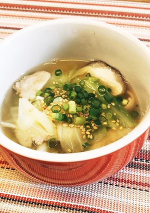 豚肉とキャベツの食べるスープ-レシピのメイン写真