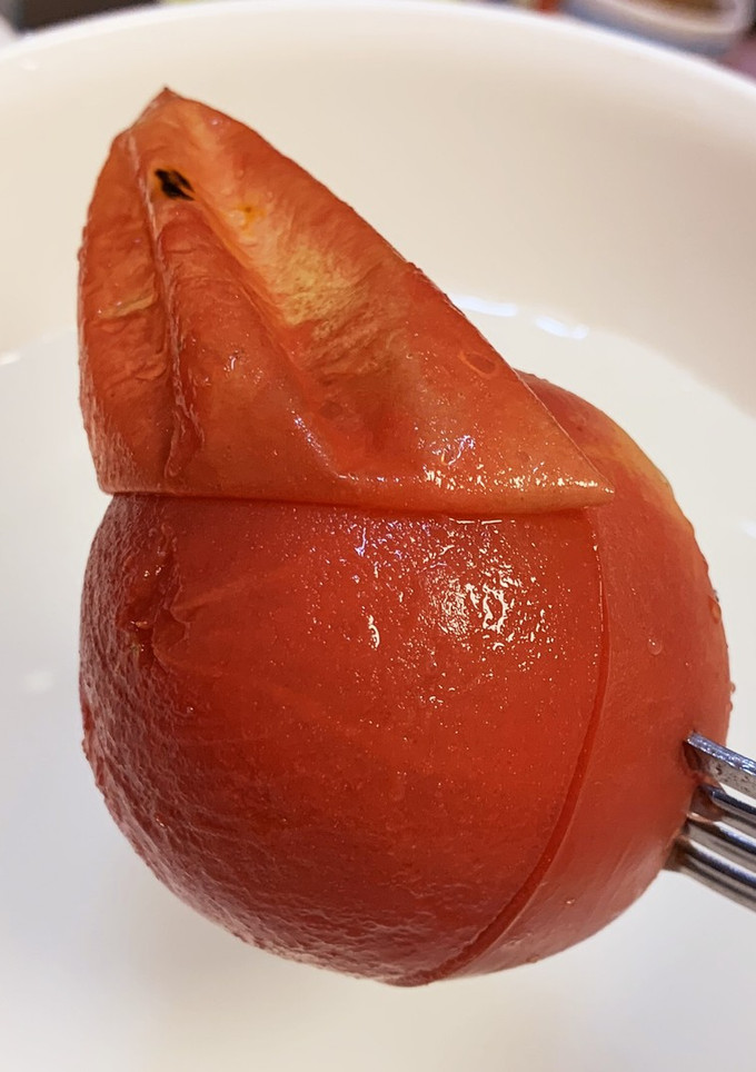 ズボラ！簡単！トマトの皮剥き　湯沸不要-レシピのメイン写真