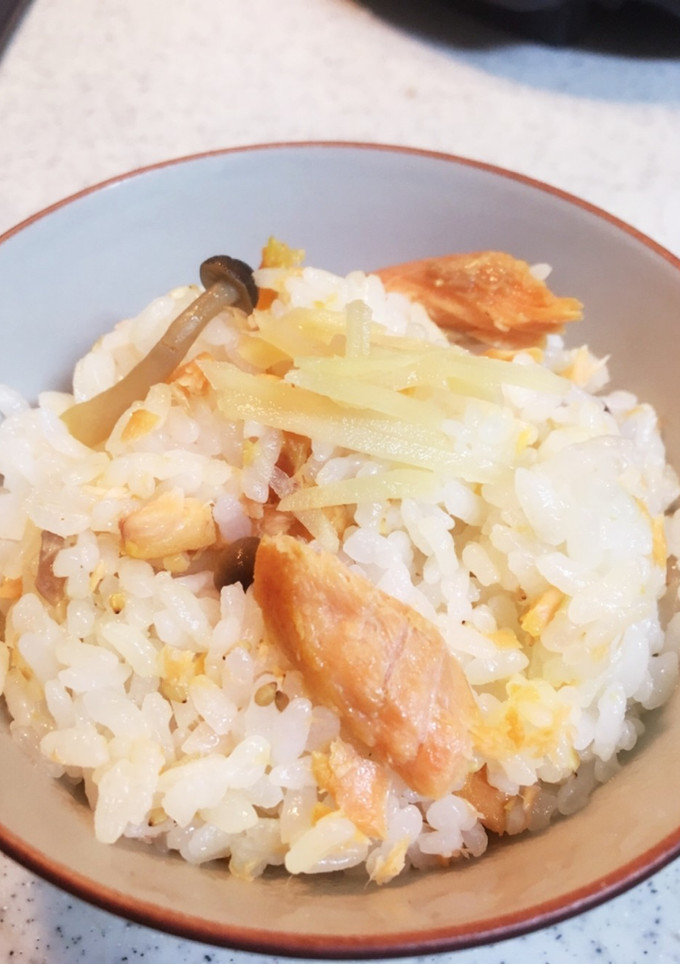 簡単♪鮭の混ぜごはん-レシピのメイン写真