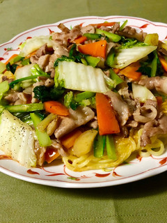 パリッと焼きそばに★豚肉と野菜の餡掛けで-レシピのメイン写真
