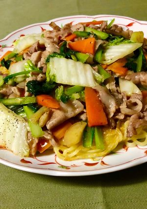 パリッと焼きそばに★豚肉と野菜の餡掛けで-レシピのメイン写真