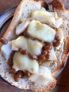 納豆とタラの醤油煮のトースト-レシピのメイン写真