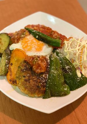 【定番】野菜たっぷり☆欲張りロコモコ！-レシピのメイン写真