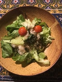 ちょっぴり英国風アボカドと鮭のサラダ寿司-レシピのメイン写真