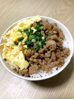 ほろあま♪鶏そぼろ丼-レシピのメイン写真