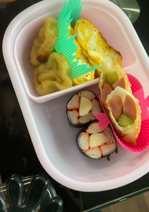 カニカマとチーズの花模様海苔巻き-レシピのメイン写真