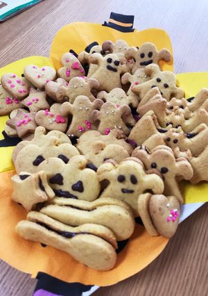 さくさくハロウィン型抜きクッキー-レシピのメイン写真