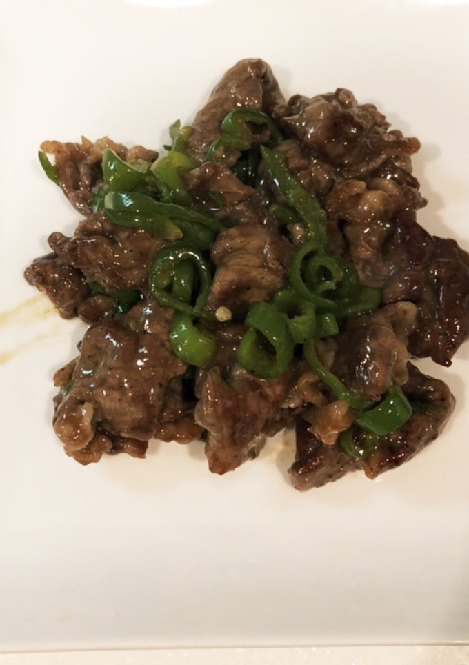 簡単牛肉とピーマンのオイスターソース炒め-レシピのメイン写真