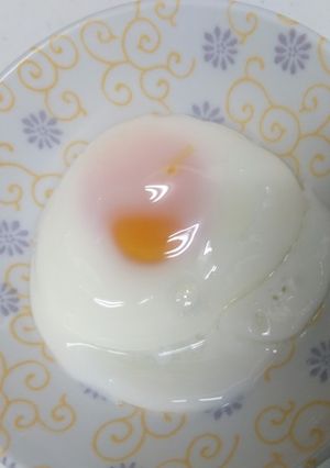 簡単料理！！レンジで半熟卵-レシピのメイン写真