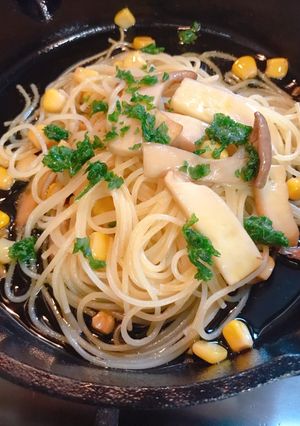 エリンギとコーンのにんにく風味のパスタ-レシピのメイン写真