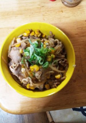 豚肉ととうもろこしの焼肉丼-レシピのメイン写真