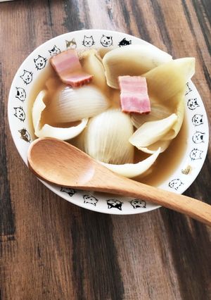 丸ごと玉ねぎの鶏がらスープ★-レシピのメイン写真