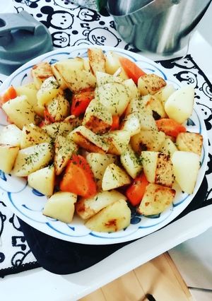 ズボラ飯じゃがいもと人参のバターしょうゆ-レシピのメイン写真