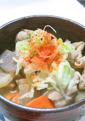 ニンニクと生姜入り根菜たっぷりモツ煮込み-レシピのメイン写真