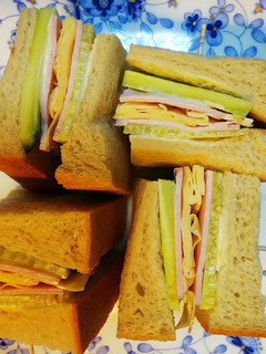 低糖質パンのサンドイッチ-レシピのメイン写真