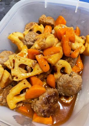 きのこ入り肉団子と根菜の甘酢炒め-レシピのメイン写真