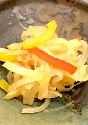マコモと大根とパプリカのごま油炒め-レシピのメイン写真
