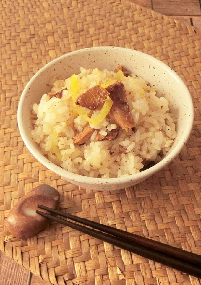 さんまの蒲焼きとたくあんの混ぜご飯-レシピのメイン写真