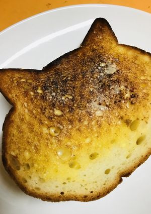 ネコ食パンのシナモン＆バター・トースト-レシピのメイン写真