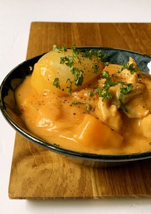 トマト風味のクリームシチュー（シニア向け-レシピのメイン写真
