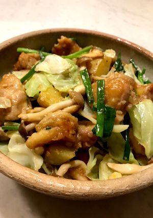 鳥ももとたっぷり野菜のニンニク味噌バター-レシピのメイン写真