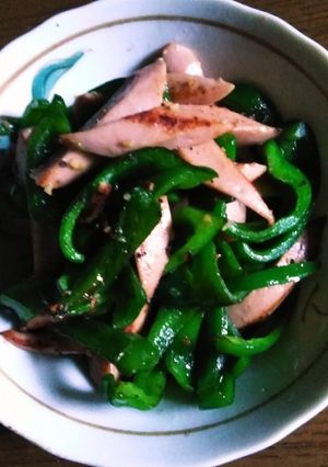 ピーマンと魚肉ソーセージの炒め物-レシピのメイン写真