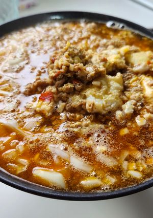 豚ひき肉と玉ねぎ微塵切りどっさりの醤油ラーメン-レシピのメイン写真