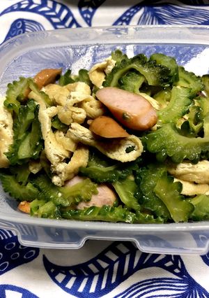 ウインナーとゴーヤの麺つゆ炒め-レシピのメイン写真