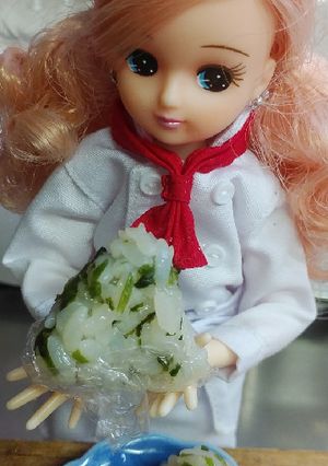 リカちゃん♡せりの混ぜごはんでおにぎりꕤ-レシピのメイン写真