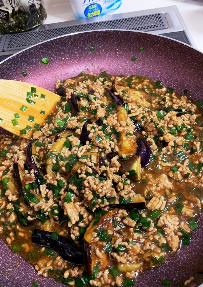とっても簡単！辛くない！ニラの麻婆茄子風-レシピのメイン写真