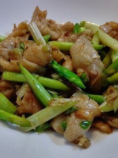 鶏皮アスパラ炒め-レシピのメイン写真