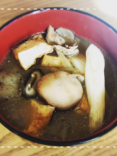 山形県民による豚肉味噌味の庄内風芋煮-レシピのメイン写真