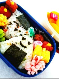 カラフル弁当✨キャラ弁☆お顔おにぎり☆-レシピのメイン写真