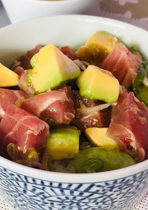 簡単 アレンジ　ドレッシングでアヒポキ丼-レシピのメイン写真