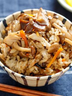 きのことツナ塩昆布の炊き込みご飯-レシピのメイン写真
