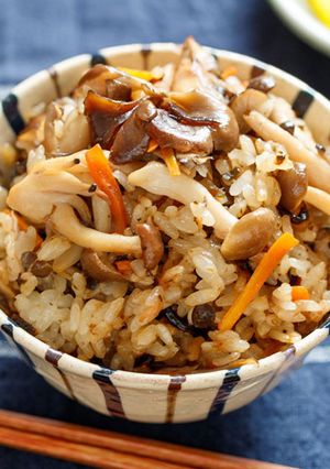 きのことツナ塩昆布の炊き込みご飯-レシピのメイン写真